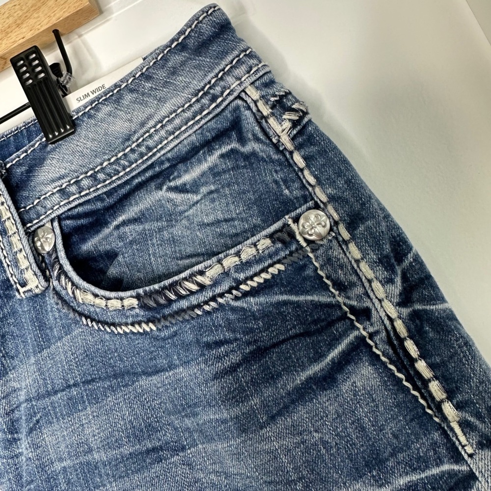 Miss Me Mid Rise Slim Wide Jeans W34 L30 Y2K Bling Thick‎ Stitch Bootcut NWT - Picture 4 of 16